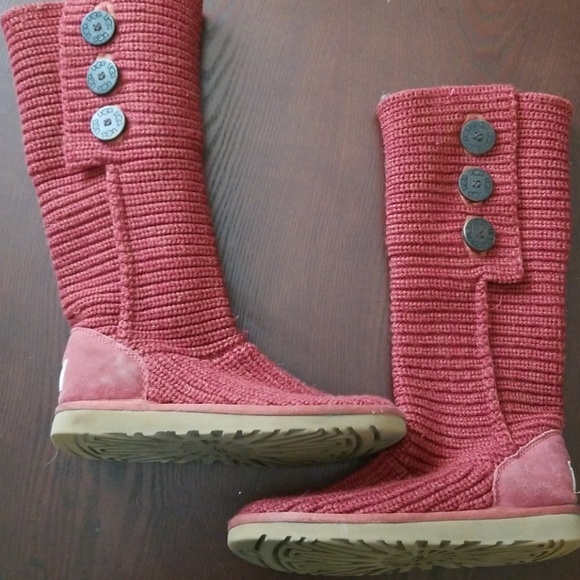 UGG Shoes - Ugg Rust Sweater Knit Boots sz 7